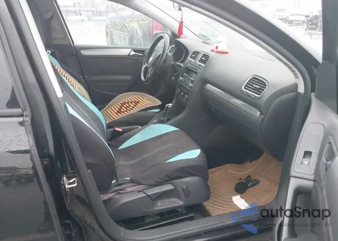 2013 Volkswagen Golf 2.5L 4-Door from USA, damaged, VIN WVWDB7AJ2DW137049